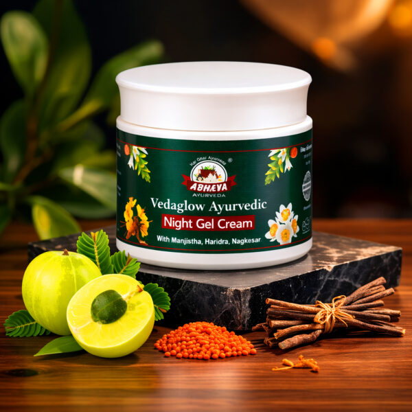 Raat Bhar Ka Jaadu, Subah Chamakti Skin! With Vedaglow Ayurvedic Night Gel Cream 50 Gm
